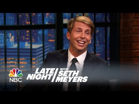 Jack McBrayer Hit Mariah Carey in the Face with a Frisbee - Late Night with Seth Meyers