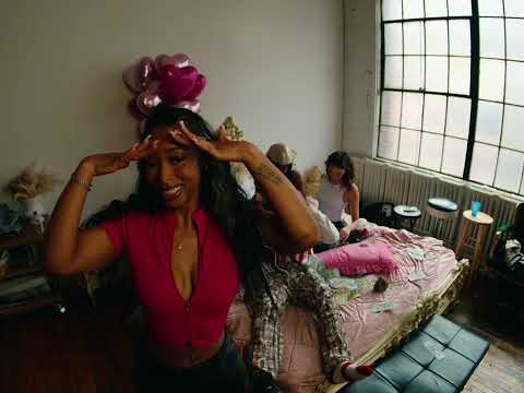 Jack Funny - Jack Funny In That Hallway (Official Music Video) ft. Russian Rello