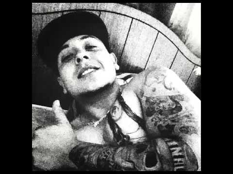 K320 FT BASCUR DETRAS DE ESE DISFRAZ