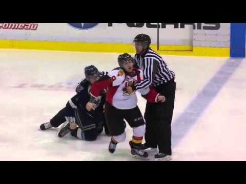 Aaron Hoyles vs Nicolas Leblond