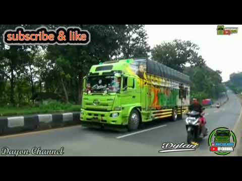 Aldo Feat Dwi Sikumbang - Manjampuik Cinto