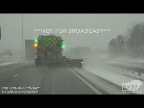 1-9-18 Painesville, OH - Lake Effect Snow Event Getting Underway - Slide off - Plows