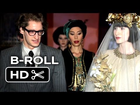 Yves Saint Laurent (B-ROLL)