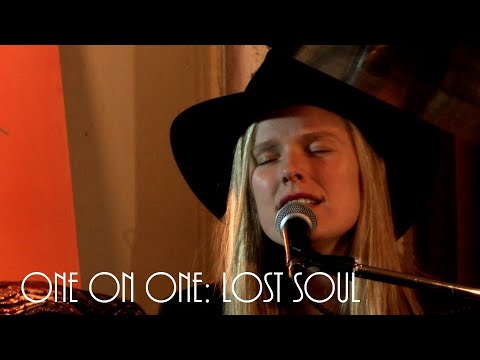 ONE ON ONE: Lisa Alma - Lost Soul October 14th, 2013 Vibromonk Studios, NYC