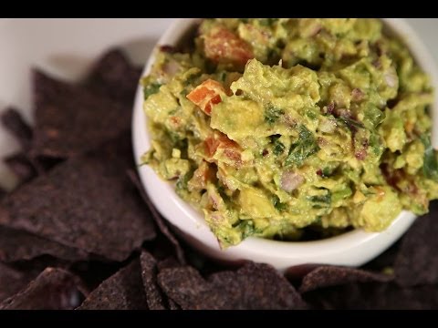 The Domestic Geek: Classic Guacamole Recipe