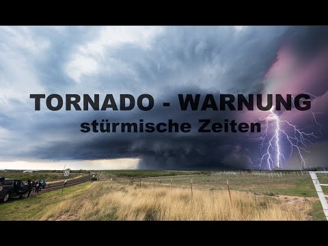 Severe weather with tornado - warning for a fat supercell - Red alert