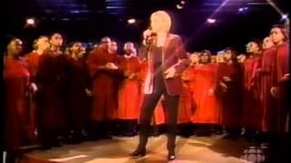 Anne Murray - Put Your Hand In The Hand (Live)