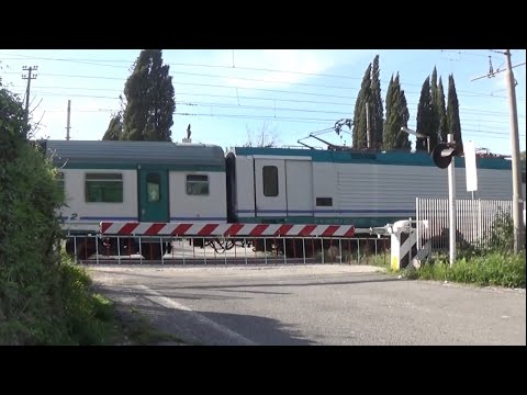 Passaggio a livello Vicovaro - Mandela (RM)// level crossing