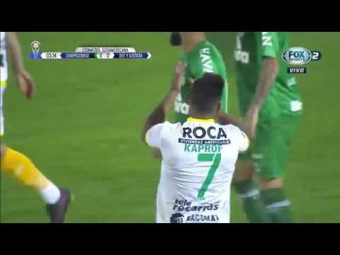 INCREÍBLE gol que se perdió Kaprof debajo del arco. Chapecoense-Defensa y Justicia