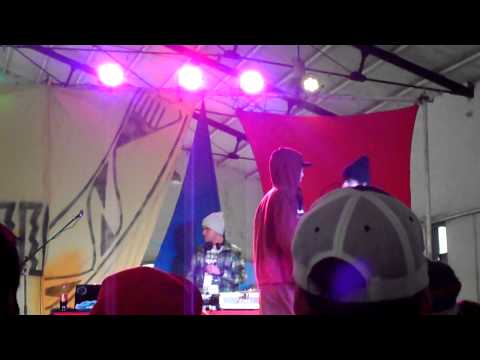 la massacre 2012 denis flow vs twister