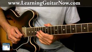 Jimi Hendrix Blues Guitar Lesson - Voodoo Chile Style
