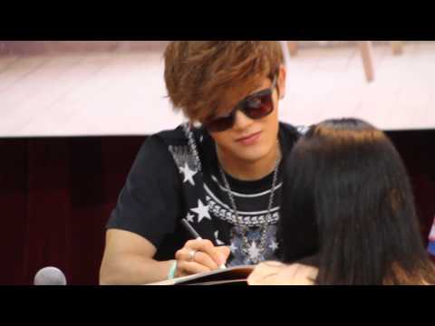 130517 ZE:A5 Fansign: When a fan calls Dongjun