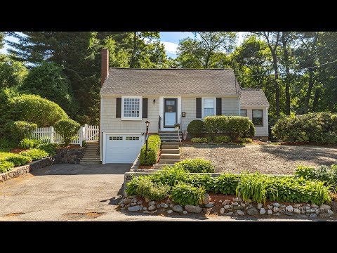 945 Main St, Lynnfield MA - Karin Turner - Tel 978-766-2446