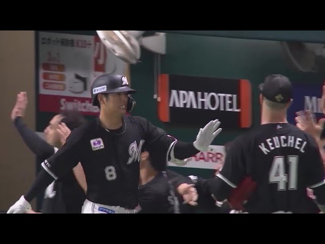 【2回表】外野手が一歩も追わない!! マリーンズ・中村奨吾 レフトへ同点2ランホームラン!!   2024年8月17日 福岡ソフトバンクホークス 対 千葉ロッテマリーンズ