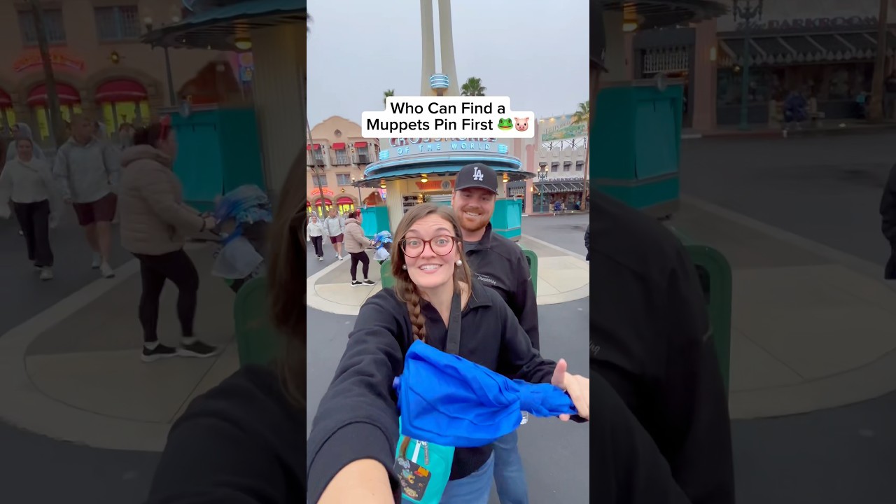 Disney Pin Trading Muppets 🌈 #disneyworld #waltdisneyworld #muppets  #orlando #disneyparks
