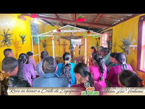 Rezo en honor a Cristo de Esquipulas. Aldea Las Ventanas, Cabrican, Quetzaltenango.