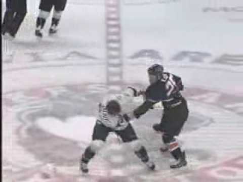 Ben Eager vs Max Talbot