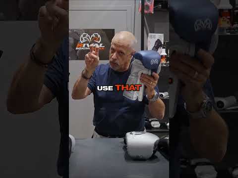 Bag Gloves vs. Sparring Gloves!  #boxing #boxinggear #boxingtraining #boxingnews