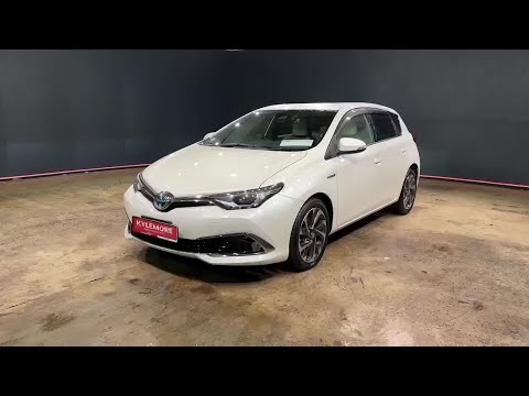 Toyota Auris HYBRID 1.8L AUTOMATIC - DIAMOND CUT F - Image 2