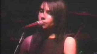 PJ Harvey - Angelene live @ Toronto 2001