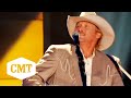 Alan Jackson Performs "Chattahoochee" At The 2008 CMT Giants