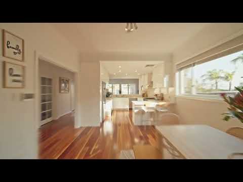 28 Mavis Avenue, Peakhurst, NSW 2210, 6部屋, 4バスルーム, House