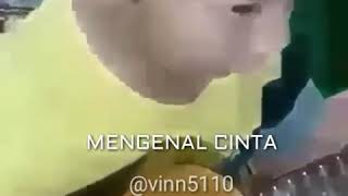 Download lagu Anak kecil main gitar mp3