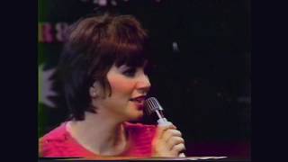 I can&#39;t help it (if I&#39;m still in love with you) - Linda Ronstadt - live 1980