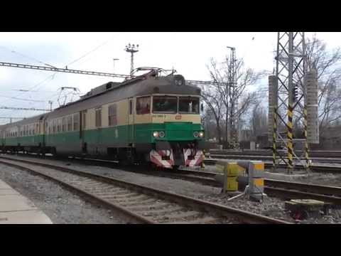 EJ 460.079/080 (retro) vyjíždí z depa po EO na vlak Os 3735