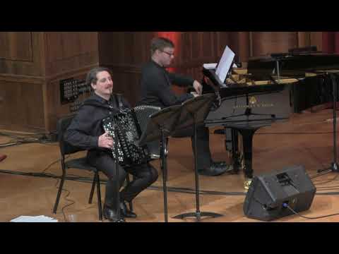 Romanian song: Suparat am foc de mist - "DAMAR" Orchestra (Live)