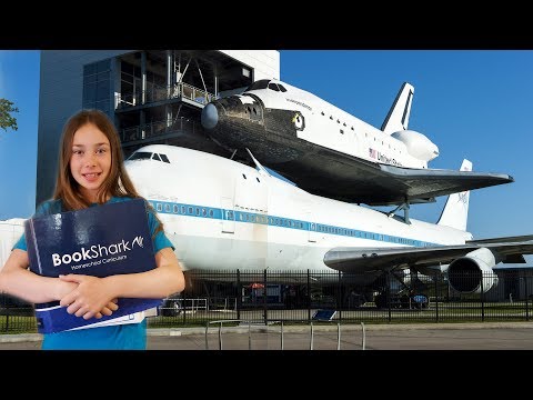 Homeschool Curriculum Review | BookShark Science Level 4 | Houston Space Center | Mommy Monday