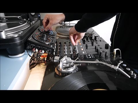Tech House Mix 100% vinyl using Pioneer DJM-700 and RMX-500