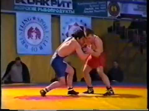 58 кг С.Ломачинский и О.Немченко Чемпионат России 2001