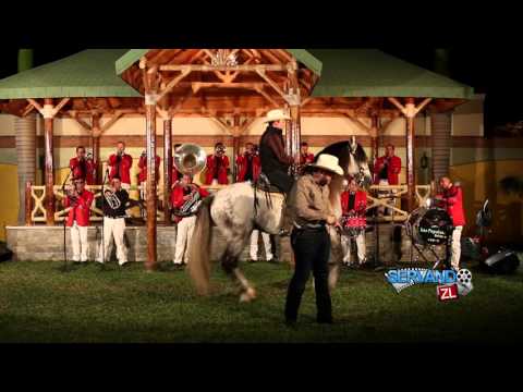 El Fantasma Ft Banda Los Populares Del Llano "Me Llamo Rafael"