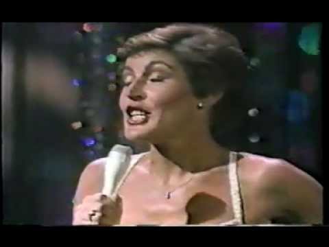 HELEN REDDY - IT'S EASY TO SAY from the Movie 