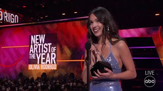 Olivia Rodrigo Accepts the 2021 American Music Award for New Artist of the Year - The American Music