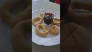 Xícara #diferente #cafedamanha #biscoitos #cafecomigo