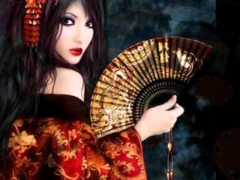 Sun La Shan - Geisha Moon
