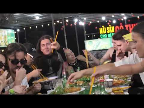 Young Leosia, bambi, Janusz Walczuk, Waima - Skippers ale to hit z lat 90