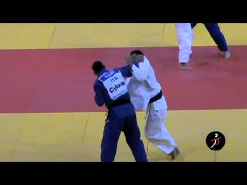 italiajudo.com_Parigi 2011 - Campionati del Mondo - Nakai takahiro MDA vs Ciano Antonio ITA