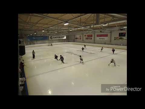 Jyki puolustaa, vähän on kokoeroa...