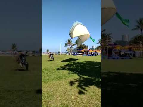 cristiano costa Decolagem de paramotor em São Vicente