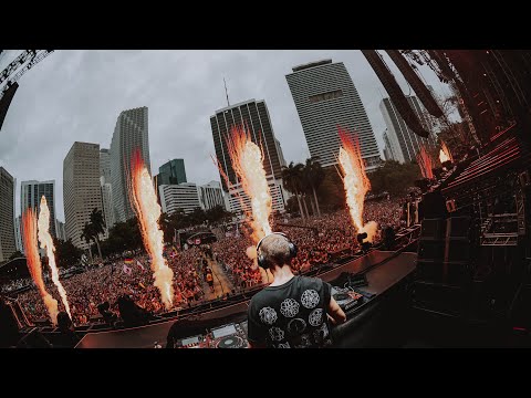ARMIN VAN BUUREN LIVE AT ULTRA MIAMI 2025 MAINSTAGE