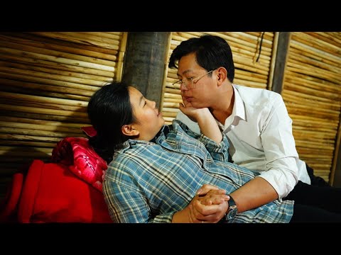 After enduring so much hardship, the CEO finally embraced his single mother.