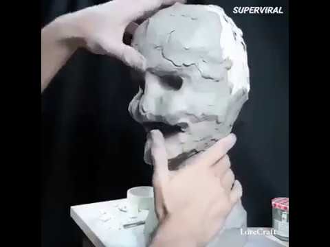 Sculpting Pennywise Timelapse Sculpt And Airbrush Demo_Credit_ Lorecraft