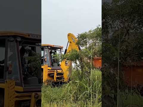 Kubota Harvester stuck In deep mud |Jcb pulling Videos | Kubota Stunts #shorts #viralvideo #trending