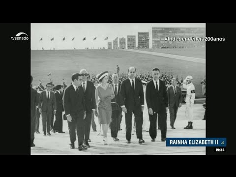 Durante visita ao Brasil em 1968, rainha Elizabeth II esteve no Senado e na Câmara