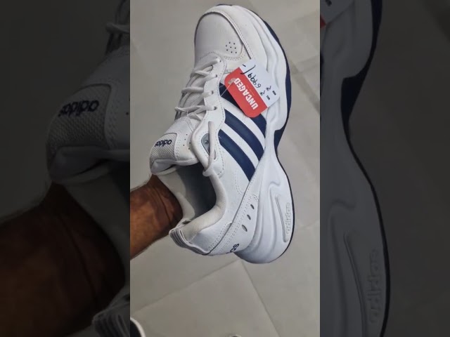 Vídeo relacionado con adidas Hombre Strutter Shoes, Cloud White/Core Black/Active Red, 38 EU