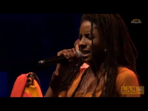 Jah9 and Pura Vida"Steamers a Bubble - Live @ Cultuurdienst Bredene 2015r