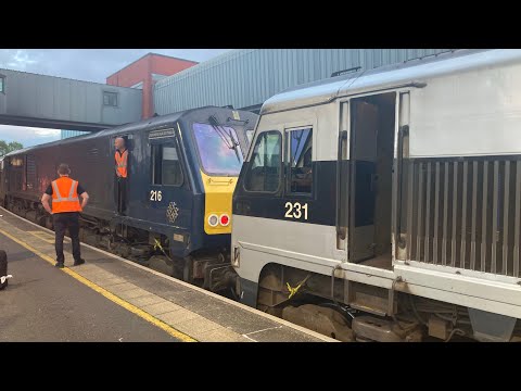 (Irish Rail) Class 201 Locomotive (231) rescuing failed (216) - Lanyon Place